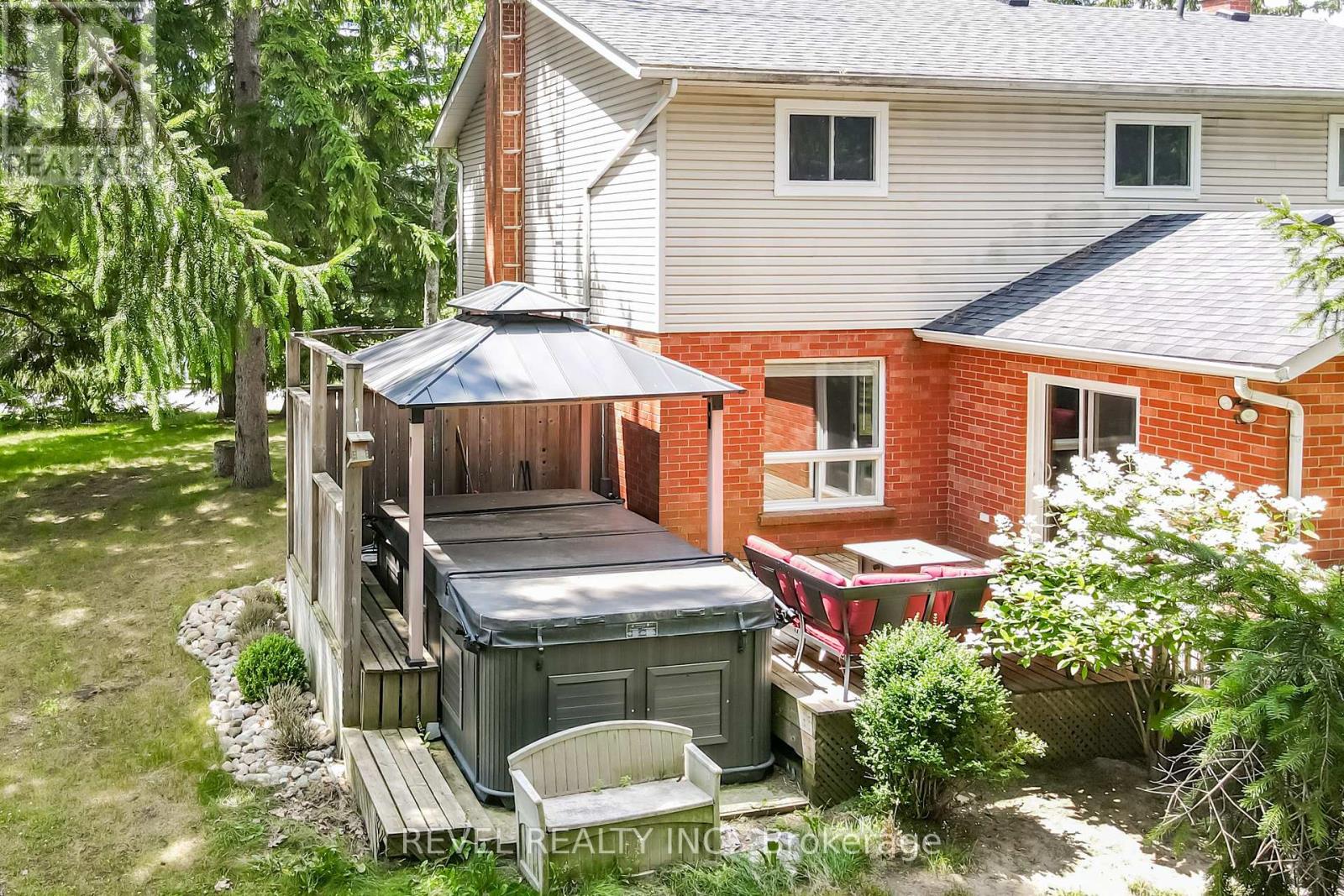 46 Royal Estate Drive, Kawartha Lakes, Ontario  L0A 1K0 - Photo 36 - X12146814