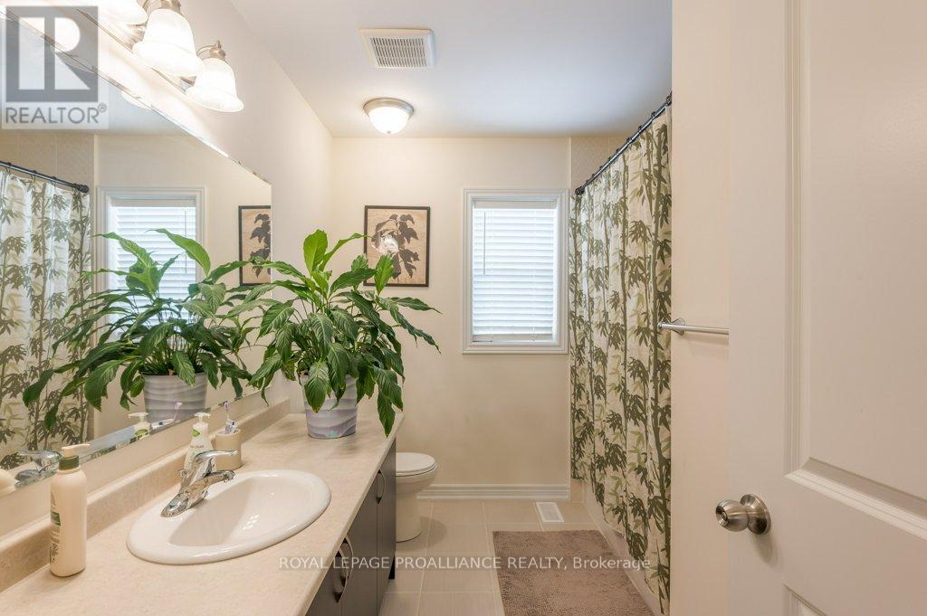 477 Grange Way, Peterborough North, Ontario  K9H 0H8 - Photo 39 - X12146856