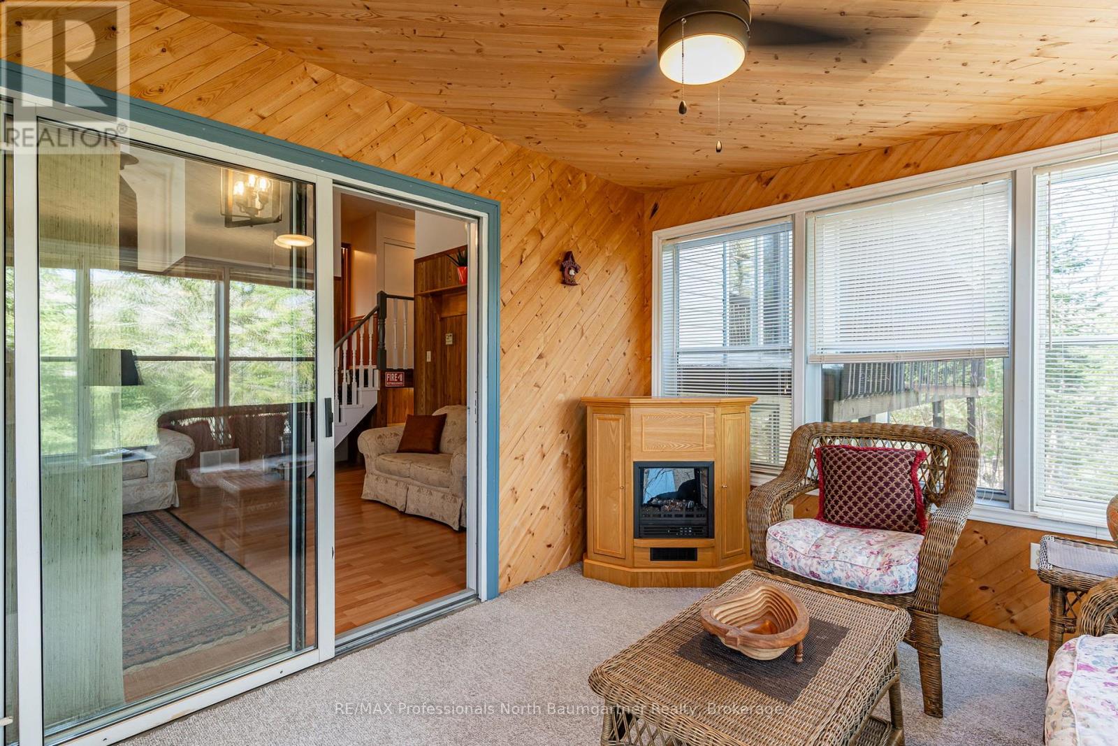 1053 Mink Road, Dysart Et Al, Ontario  K0M 1S0 - Photo 17 - X12146750