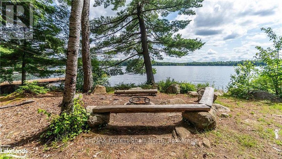 1032 Lakeshore Drive S, Bracebridge, Ontario  P1L 1X3 - Photo 20 - X12146755