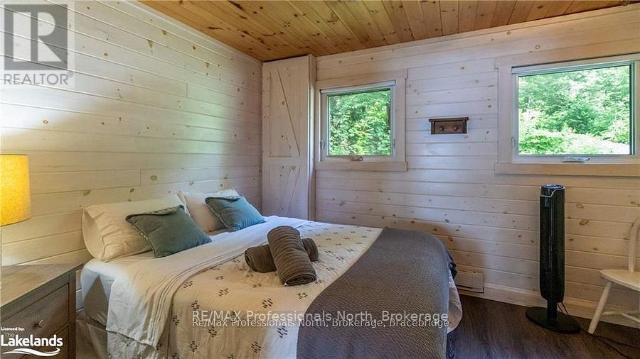 1032 Lakeshore Drive S, Bracebridge, Ontario  P1L 1X3 - Photo 7 - X12146755