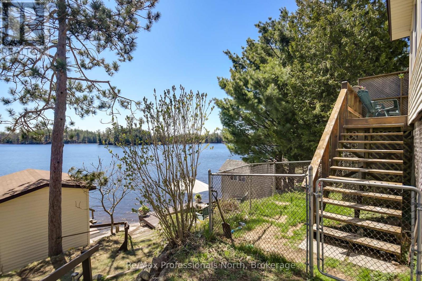 1055 Evanswood Drive, Gravenhurst, Ontario  P0E 1G0 - Photo 33 - X12146842