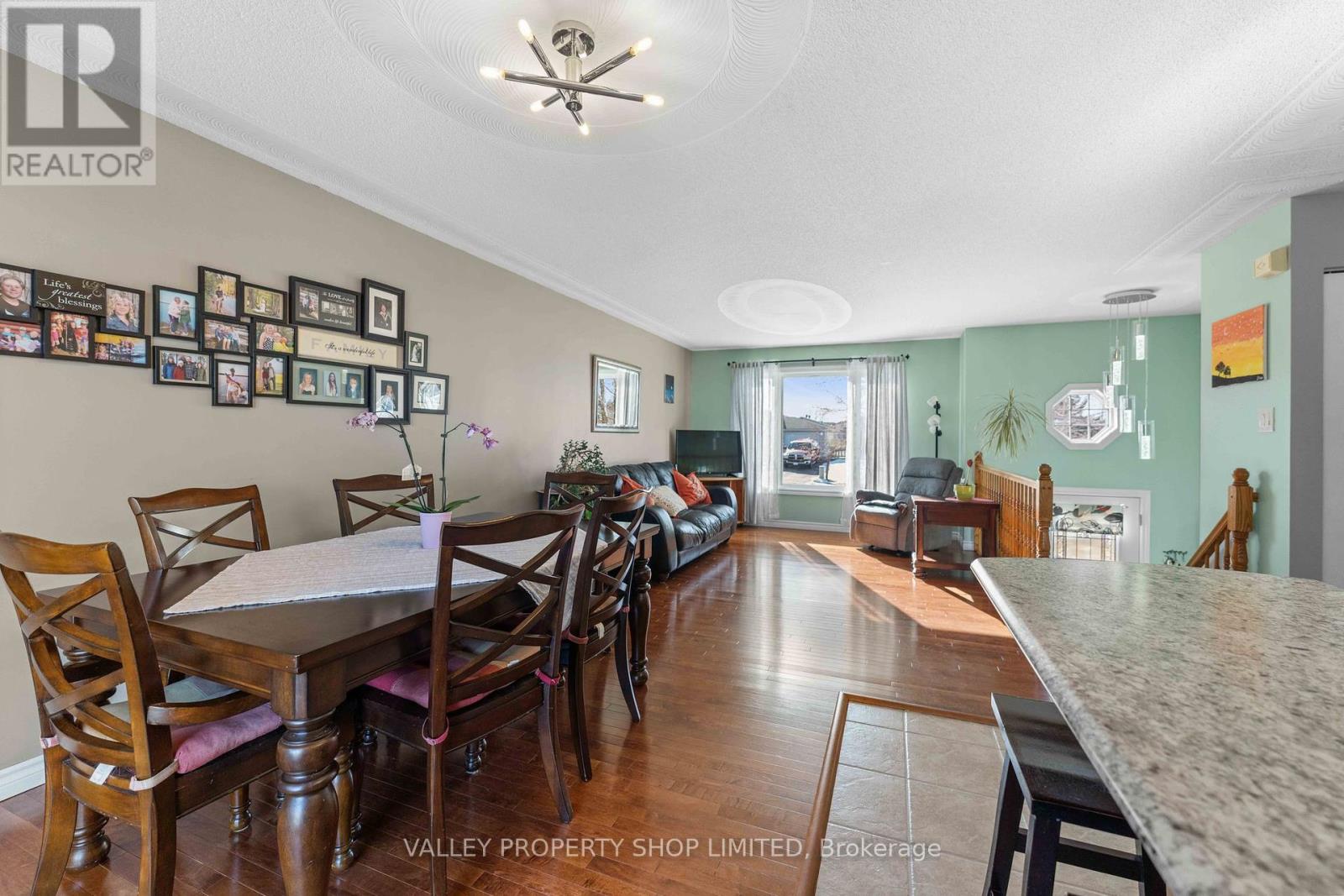 612 Moss Drive, Pembroke, Ontario  K8A 3Y9 - Photo 10 - X12098273
