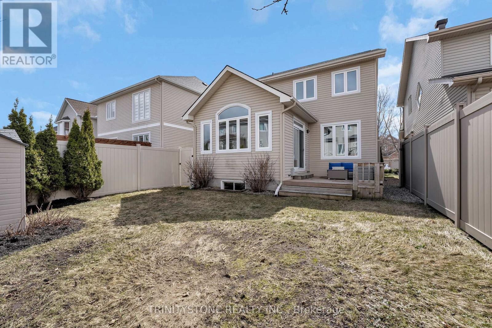 24 Friendly Crescent, Ottawa, Ontario  K2S 2B6 - Photo 39 - X12146699