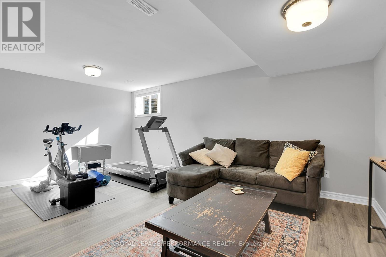 223 Hawkmere Way, Ottawa, Ontario  K1T 0R5 - Photo 25 - X12146748