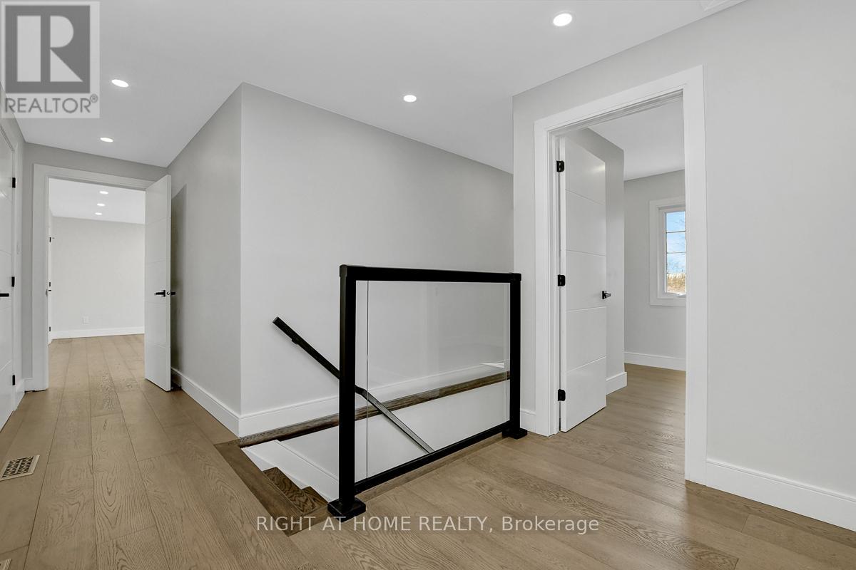 81 Canter Boulevard, Ottawa, Ontario  K2G 2M4 - Photo 17 - X12124680