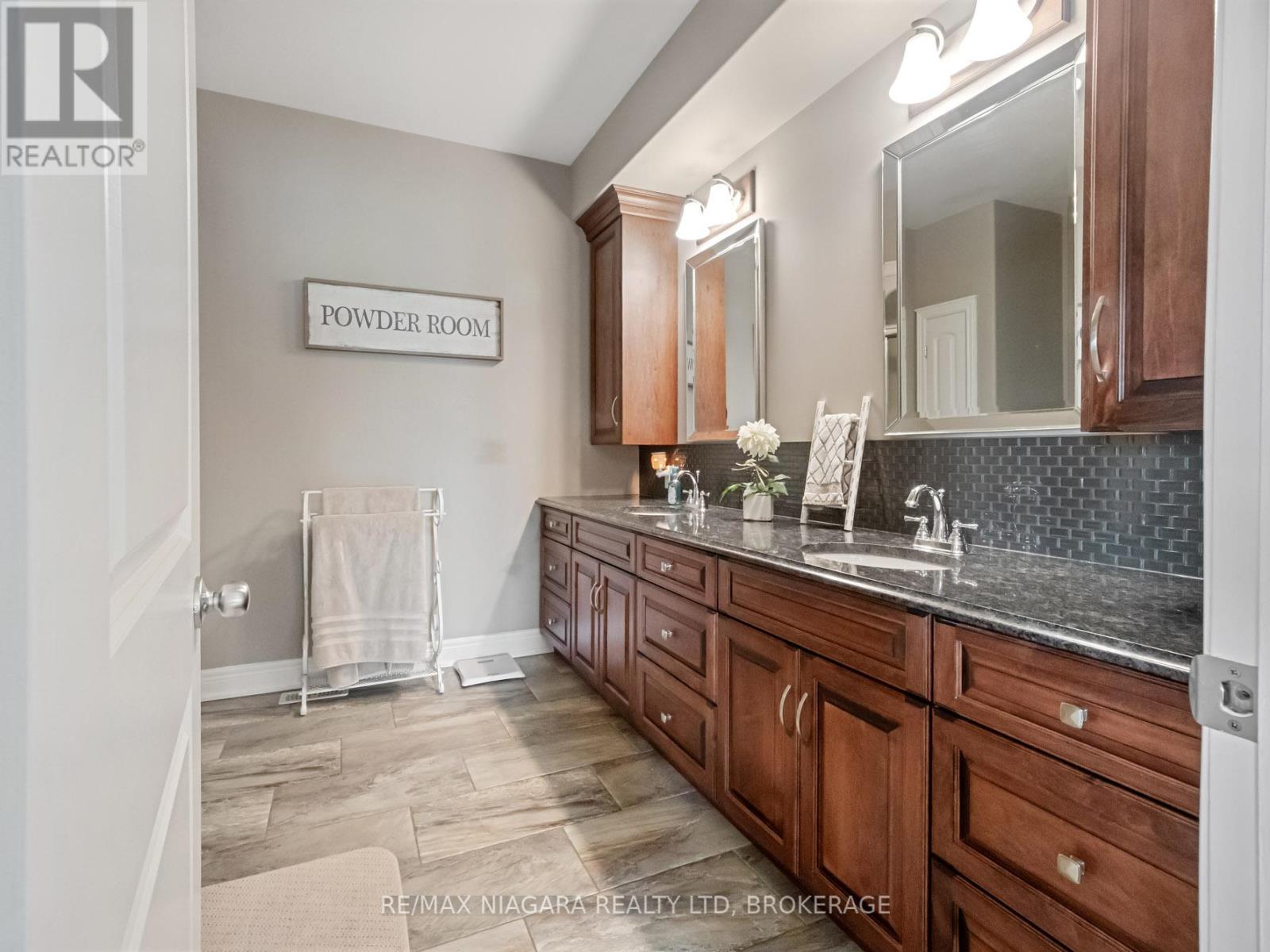 20227 Youngs Road S, Wainfleet, Ontario  L3K 5V4 - Photo 23 - X12141900