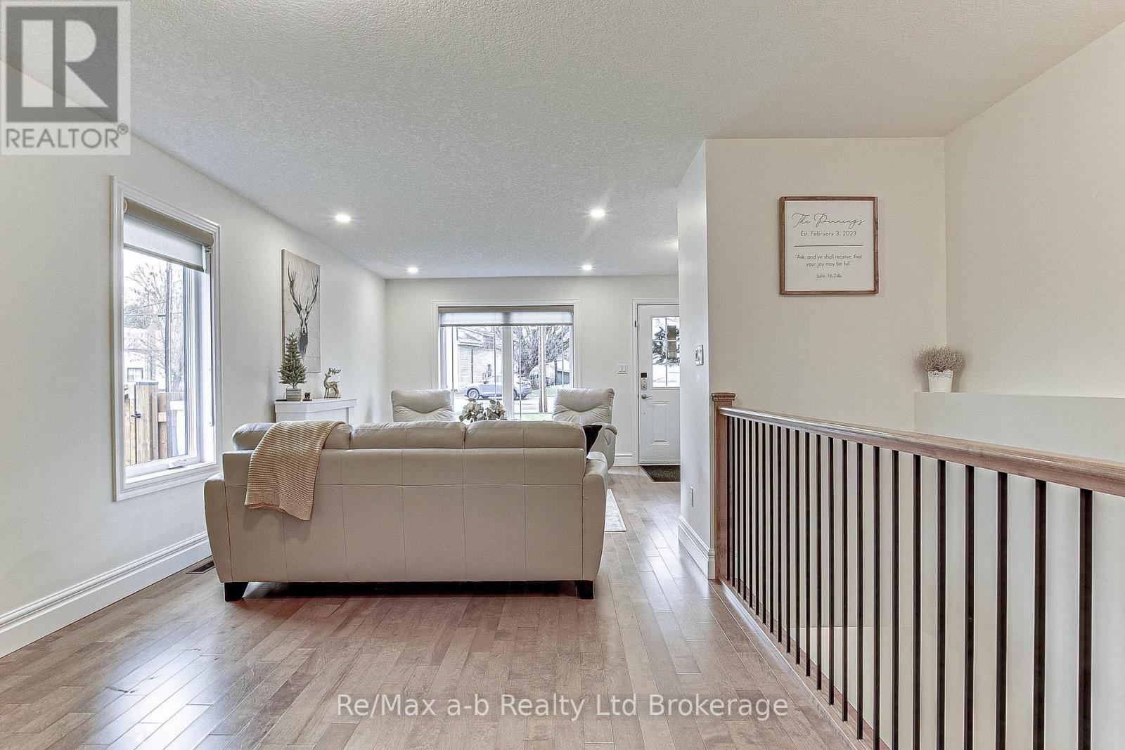 11485 Plank Road, Bayham, Ontario N0J 1H0 - Photo 10 - X12146886