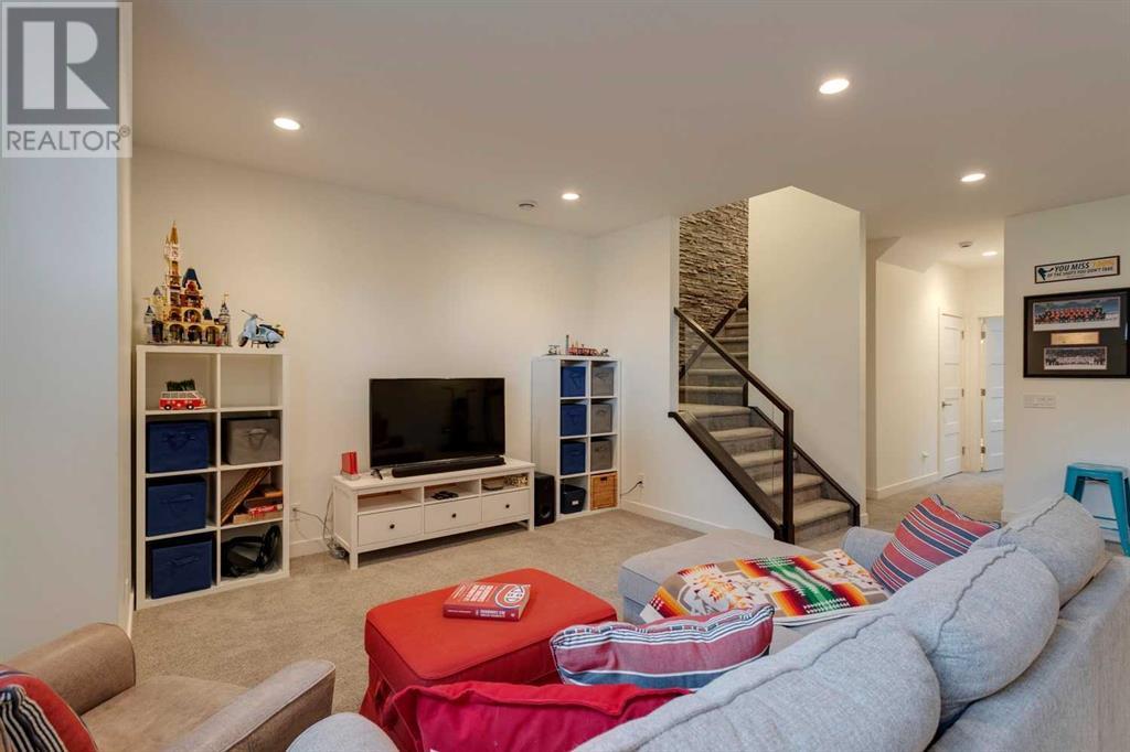 1730 37 Avenue Sw, Calgary, Alberta  T2T 2H3 - Photo 30 - A2220198