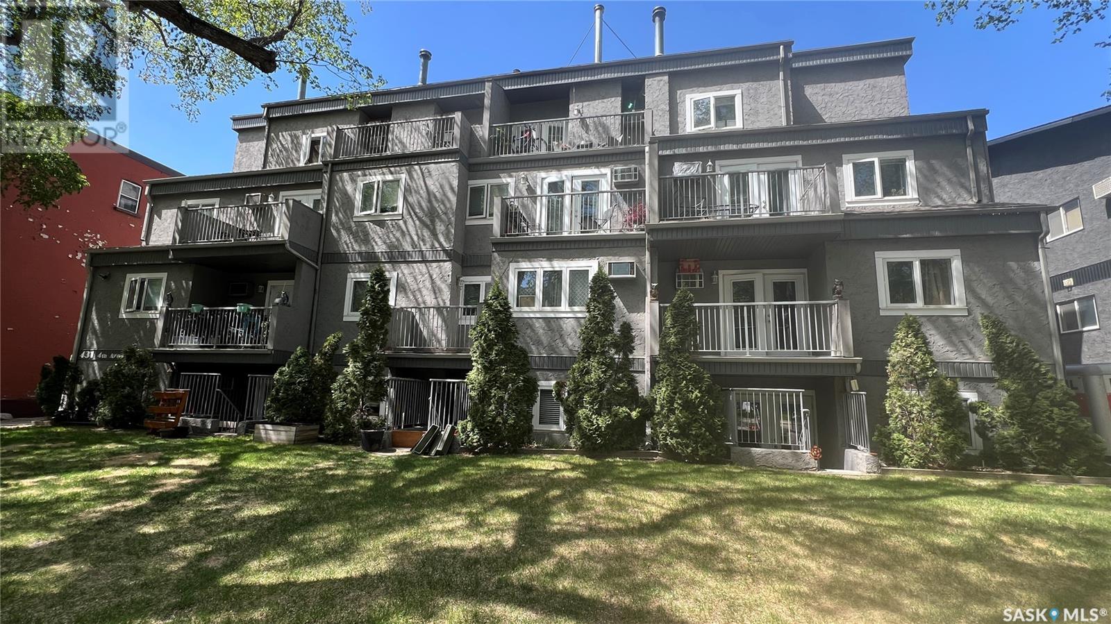 Property at 201 431 4th AVENUE N image 1