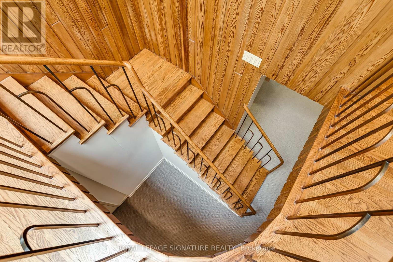 8 Honeywell Place, Toronto, Ontario  M2L 1Y3 - Photo 30 - C12146823
