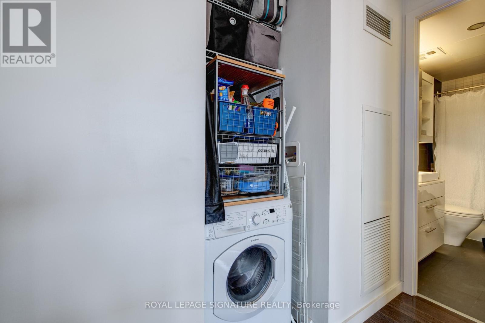 805 - 32 Trolley Crescent, Toronto, Ontario  M5A 0E9 - Photo 11 - C12146827
