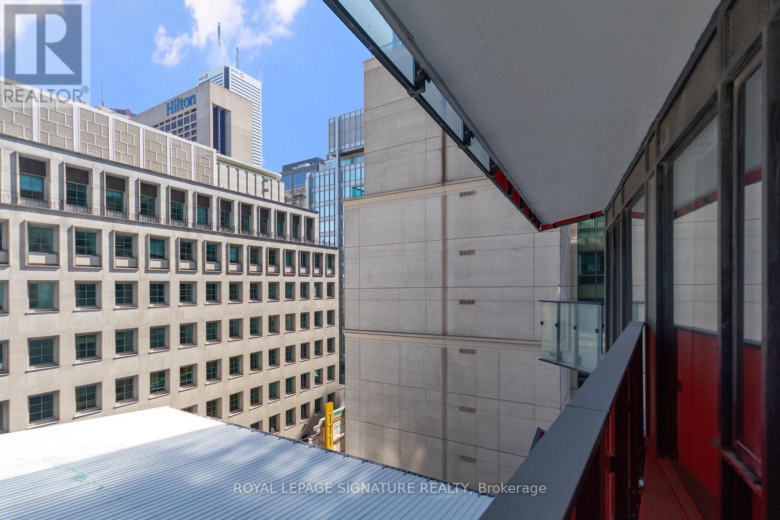 711 - 215 Queen Street W, Toronto, Ontario  M5V 0P5 - Photo 22 - C12146883