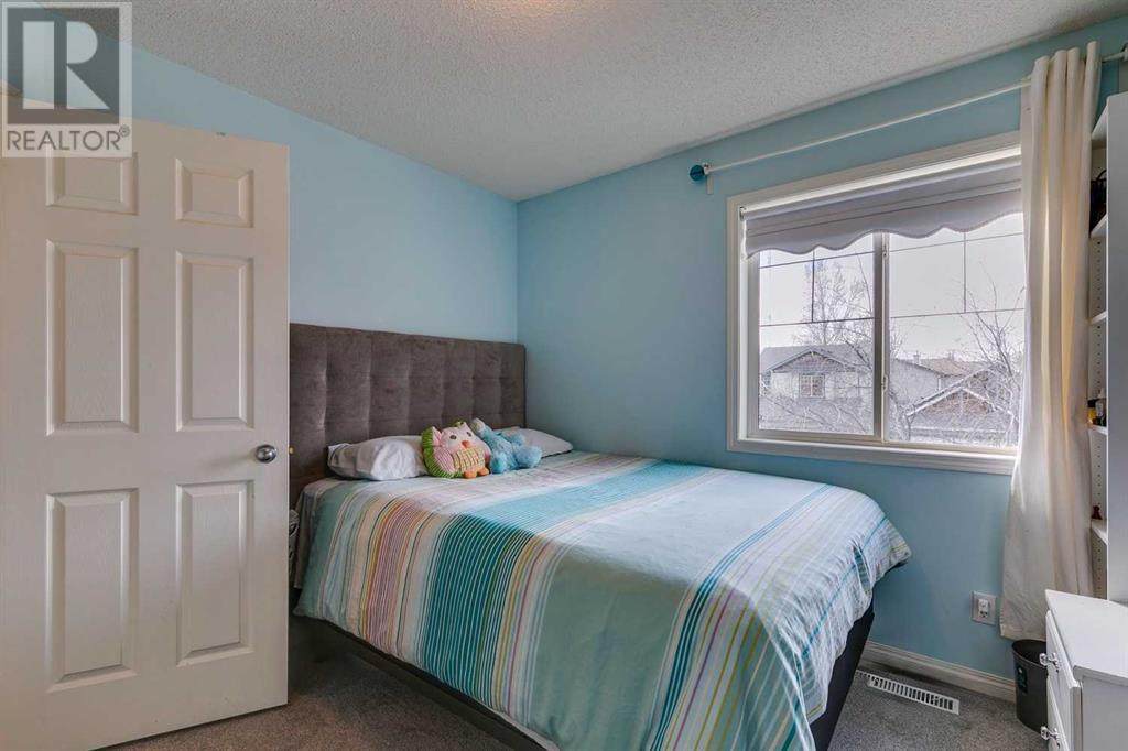 90 Cougarstone Circle Sw, Calgary, Alberta  T3H 4W7 - Photo 31 - A2213051