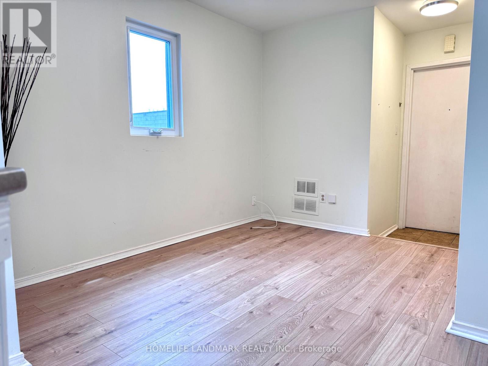 Unit 3 - 373 Broadview Avenue, Toronto, Ontario  M4K 2M7 - Photo 8 - E12146705