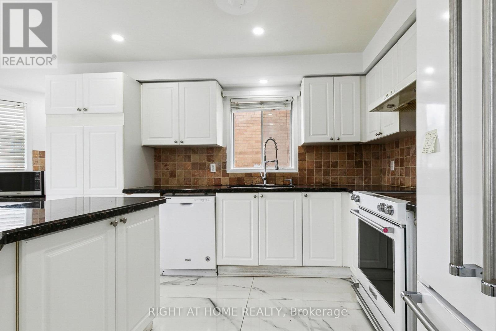 57 Welsh Street, Ajax, Ontario  L1T 4A4 - Photo 22 - E12146771