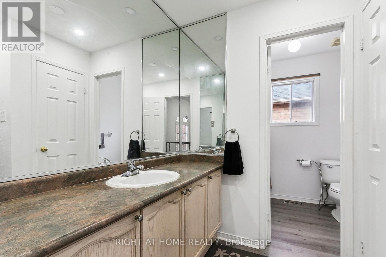 57 Welsh Street, Ajax, Ontario  L1T 4A4 - Photo 37 - E12146771