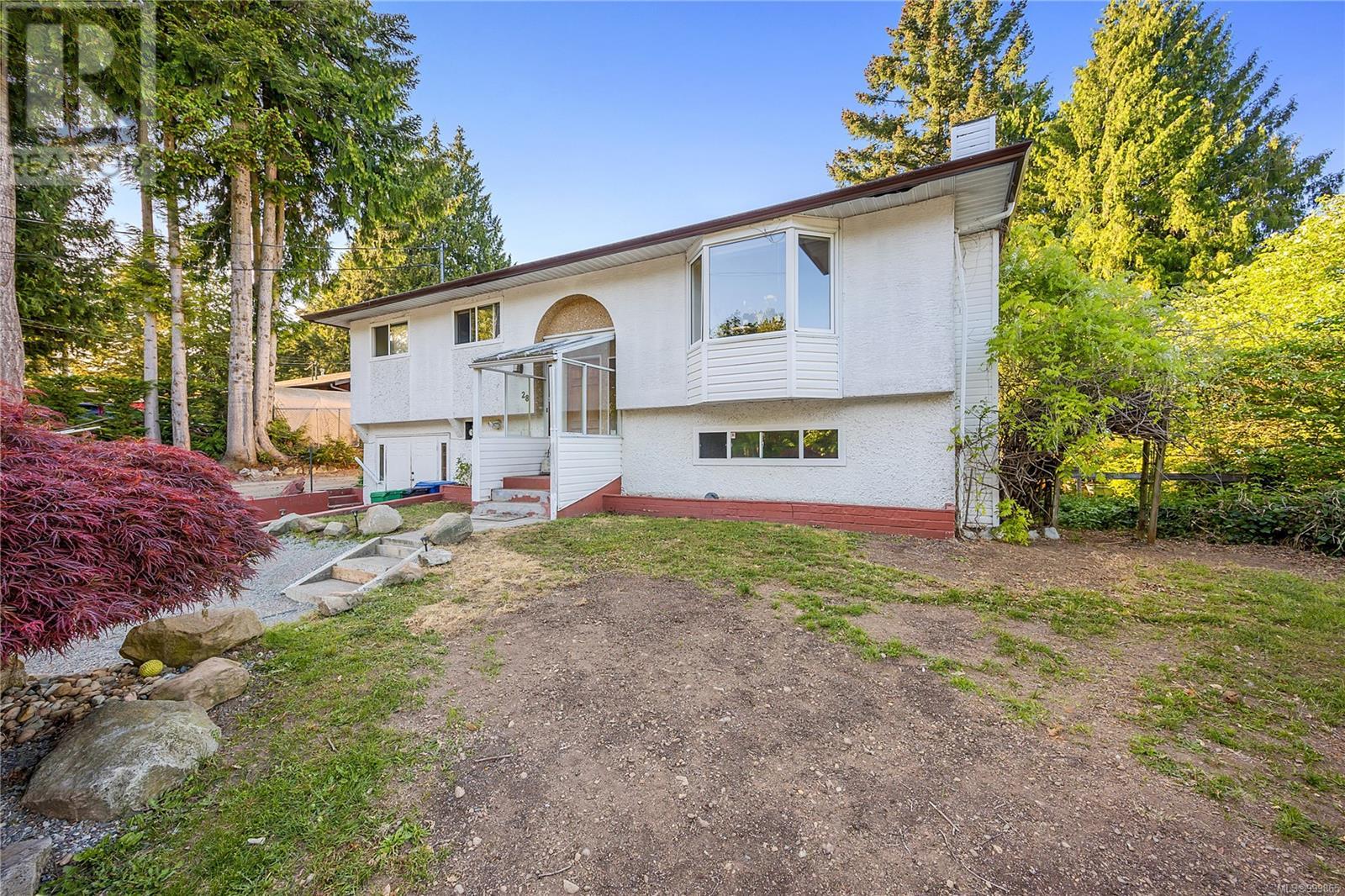 Property at 28 Trofton Rd image 4