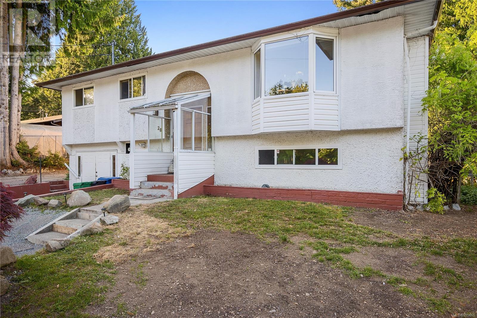 Property at 28 Trofton Rd image 3