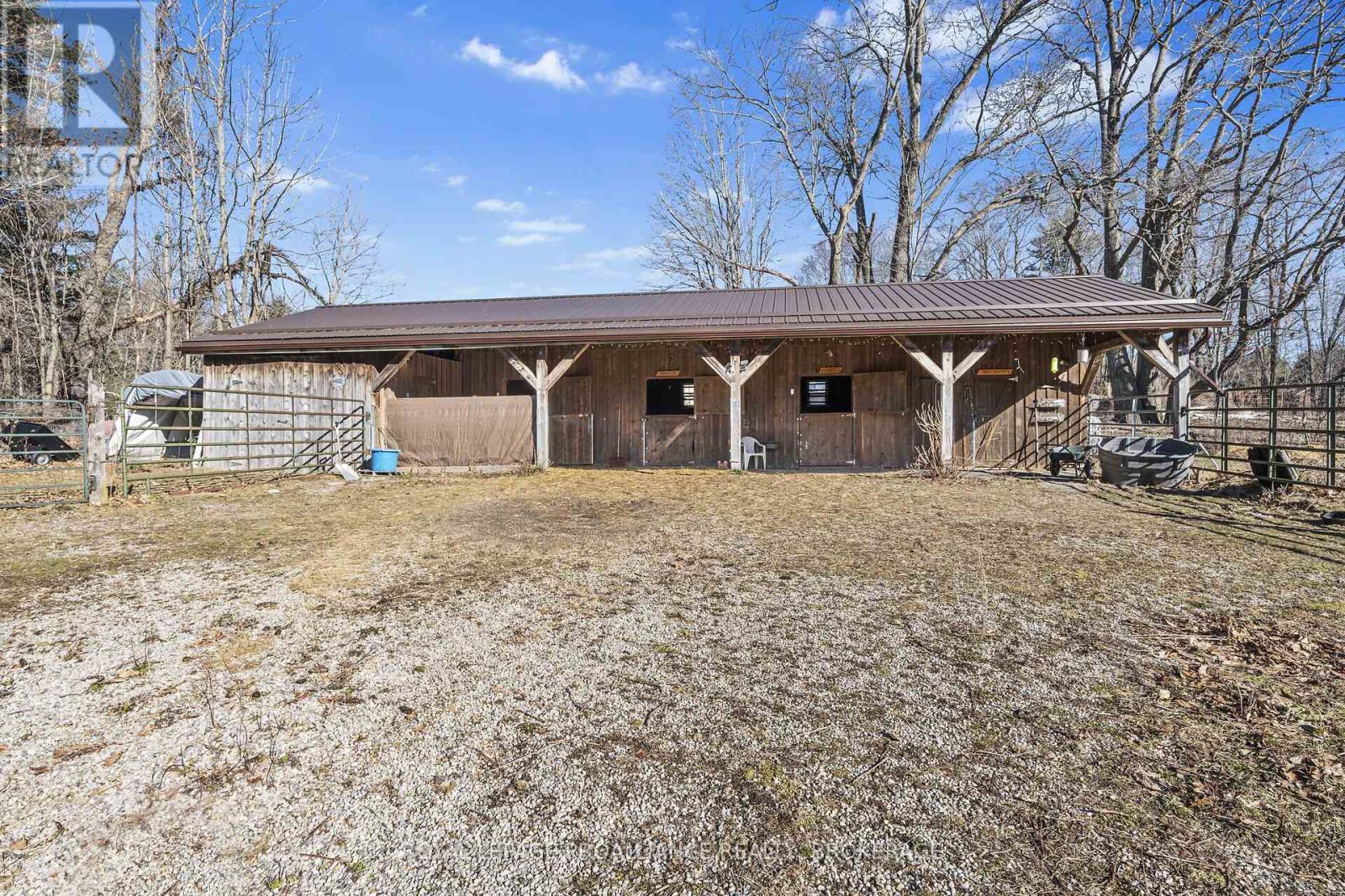 718 Jones Falls Road, Rideau Lakes, Ontario  K0G 1E0 - Photo 30 - X12147031