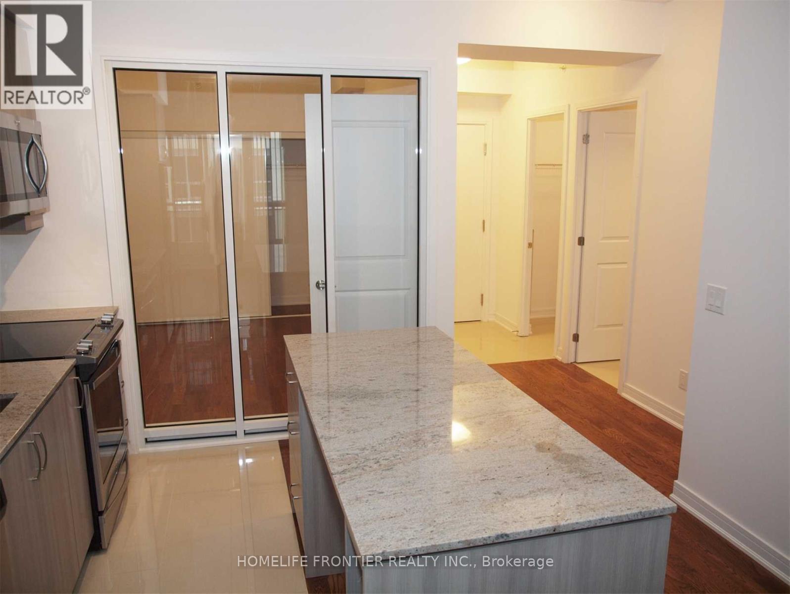 512 - 9191 Yonge Street Sw, Richmond Hill, Ontario  L4C 1E2 - Photo 6 - N12146677