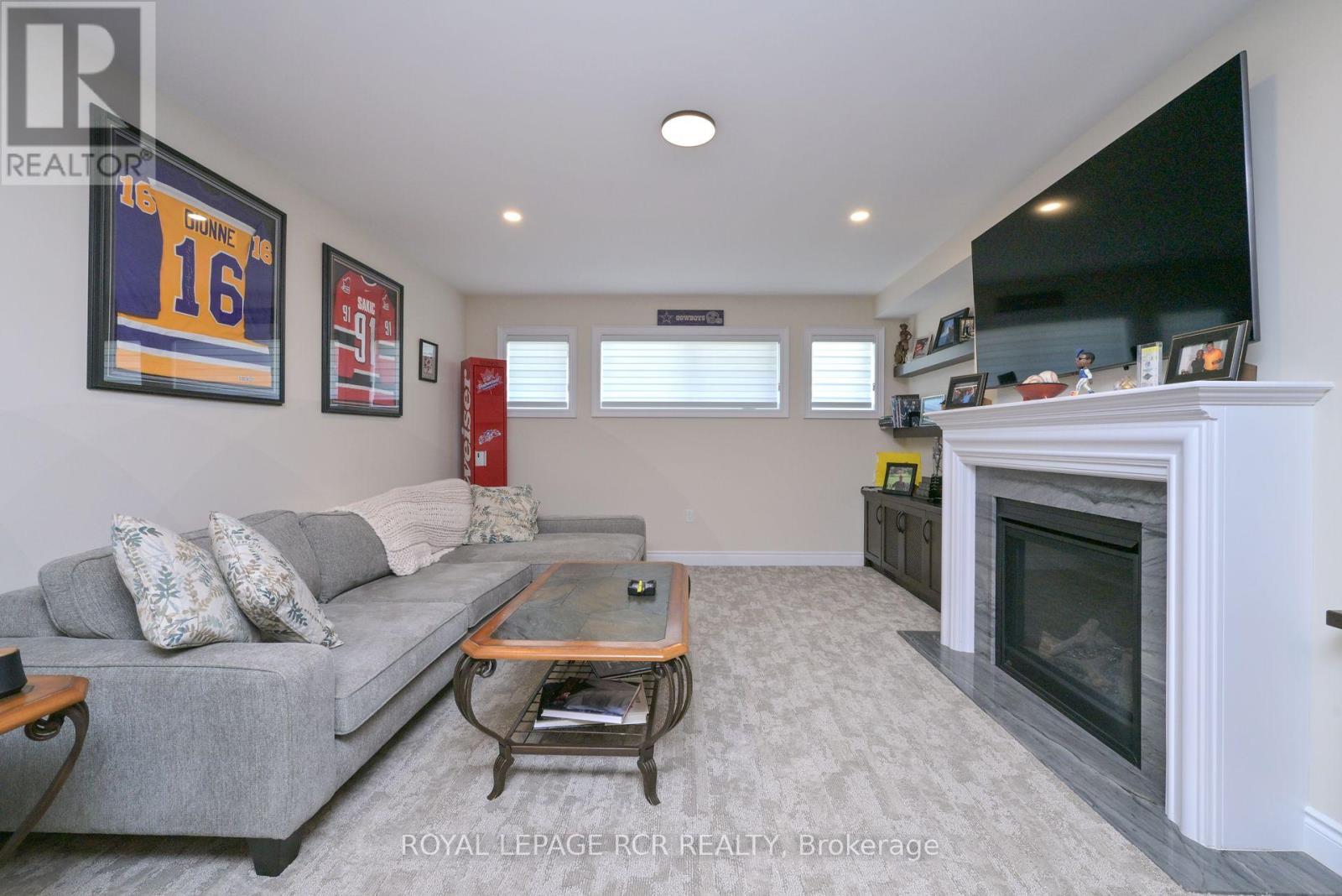 3 Assunta Garden, New Tecumseth, Ontario  L9R 0V2 - Photo 26 - N12146722
