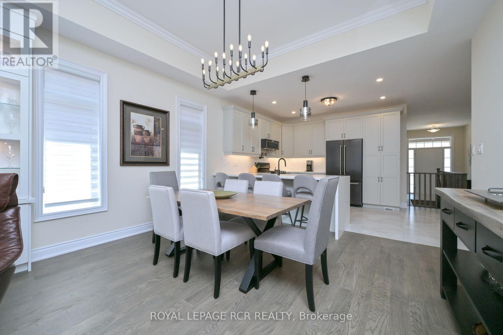 3 Assunta Garden, New Tecumseth, Ontario  L9R 0V2 - Photo 9 - N12146722