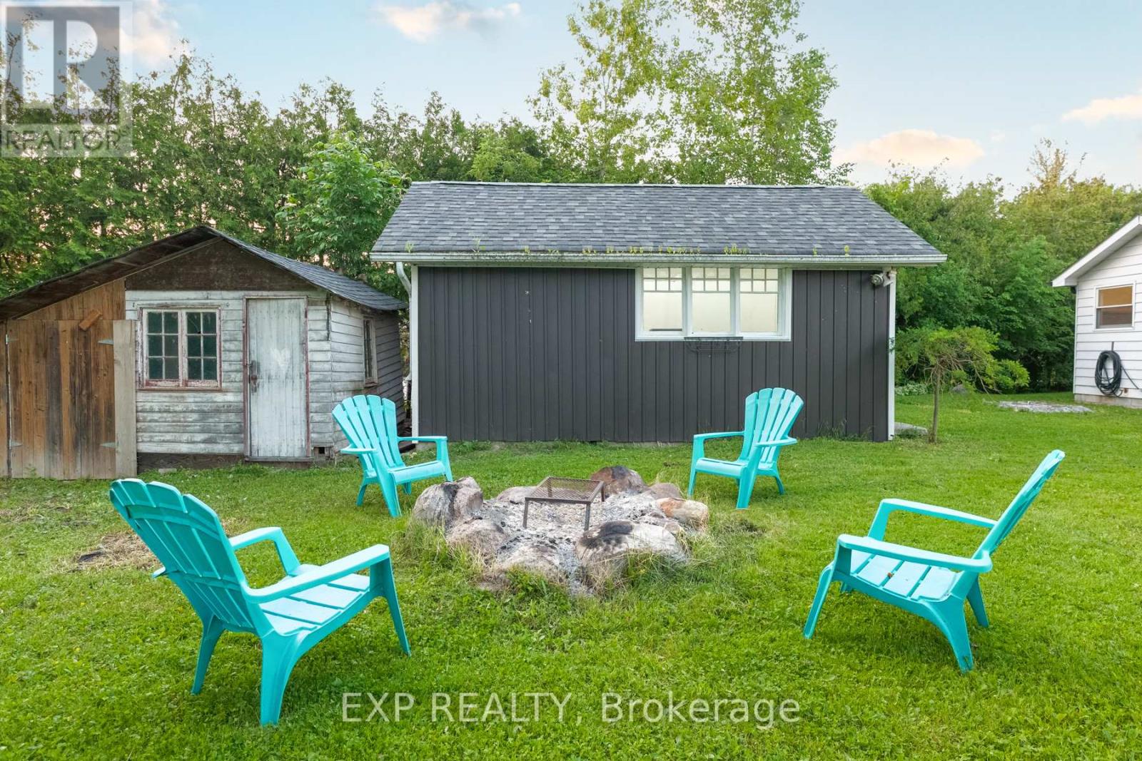 27182 Civic Centre Road, Georgina, Ontario  L0E 1S0 - Photo 35 - N12146729