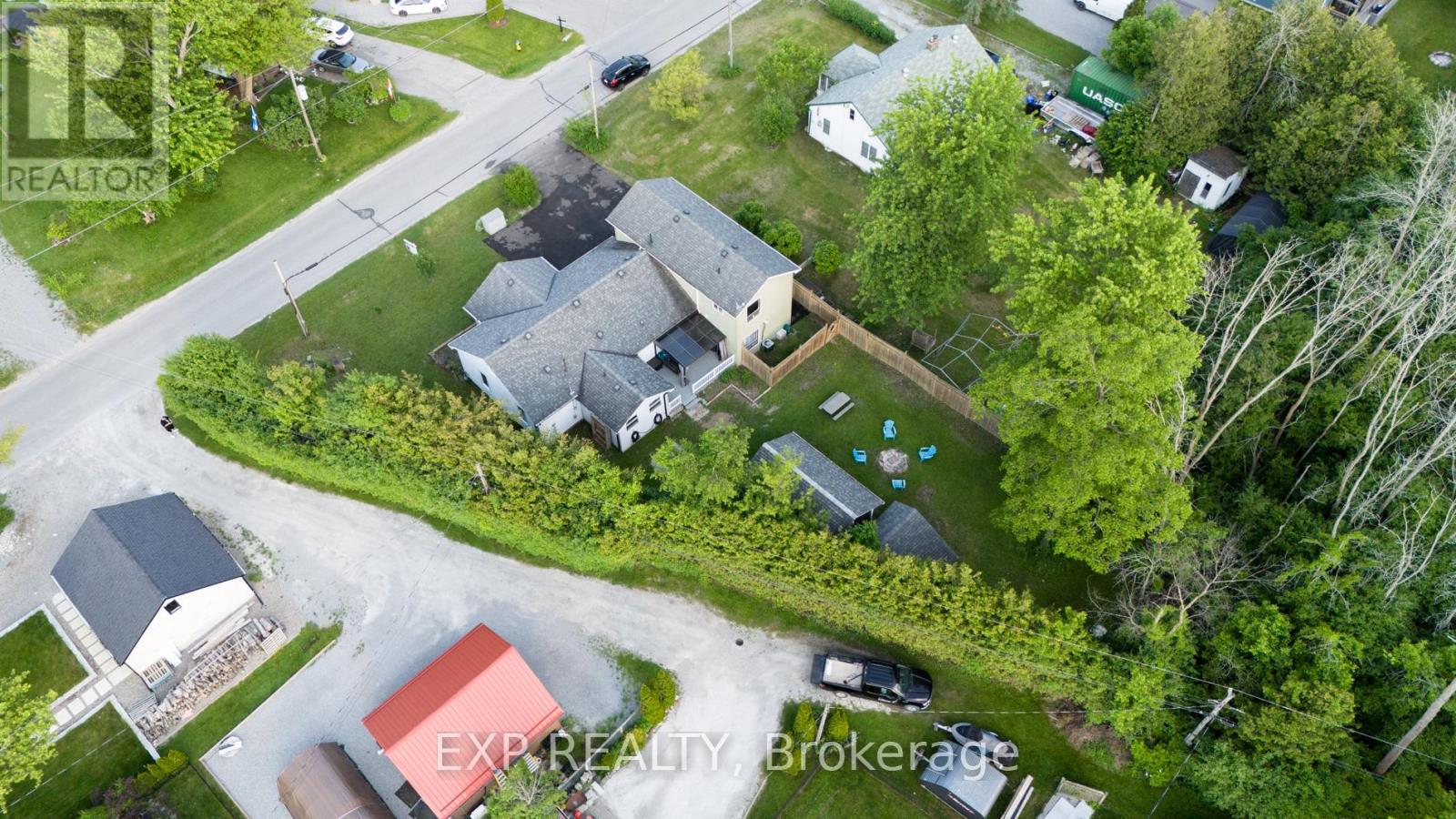 27182 Civic Centre Road, Georgina, Ontario  L0E 1S0 - Photo 38 - N12146729