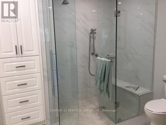 28 Spence Drive, Aurora, Ontario  L4G 5V7 - Photo 12 - N12146733