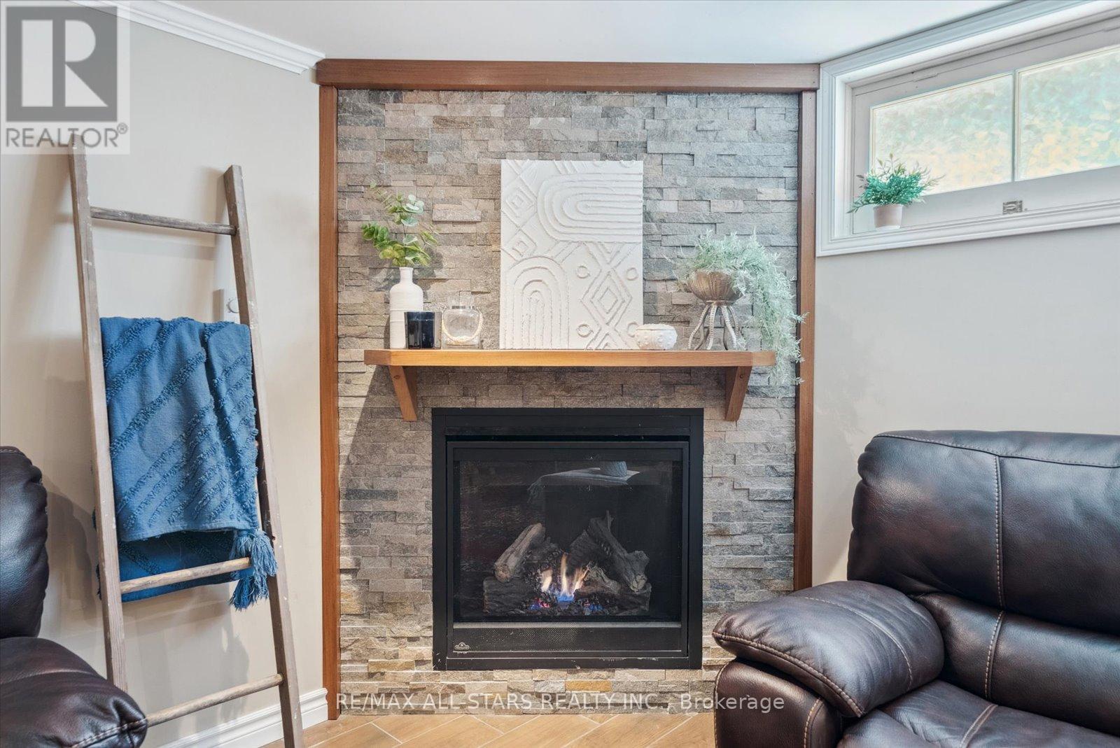 64 Golfview Crescent, Georgina, Ontario  L0E 1R0 - Photo 22 - N12146756