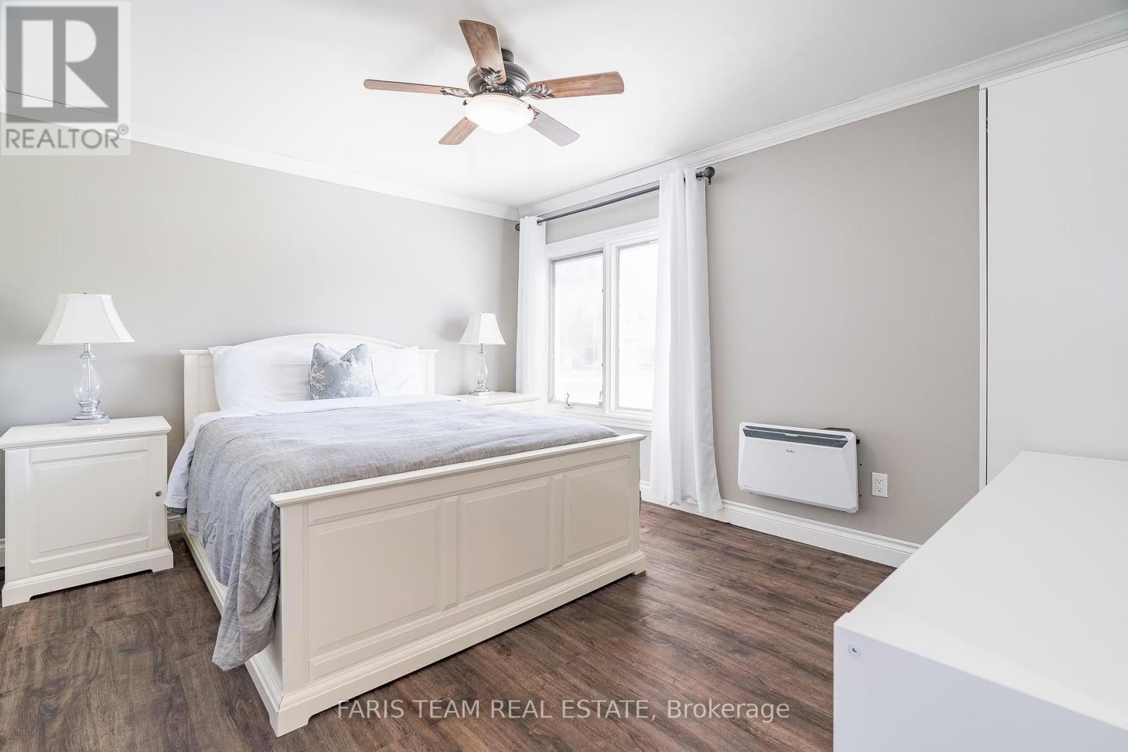 1042 Cameron Street, Innisfil, Ontario  L0L 1C0 - Photo 14 - N12146781