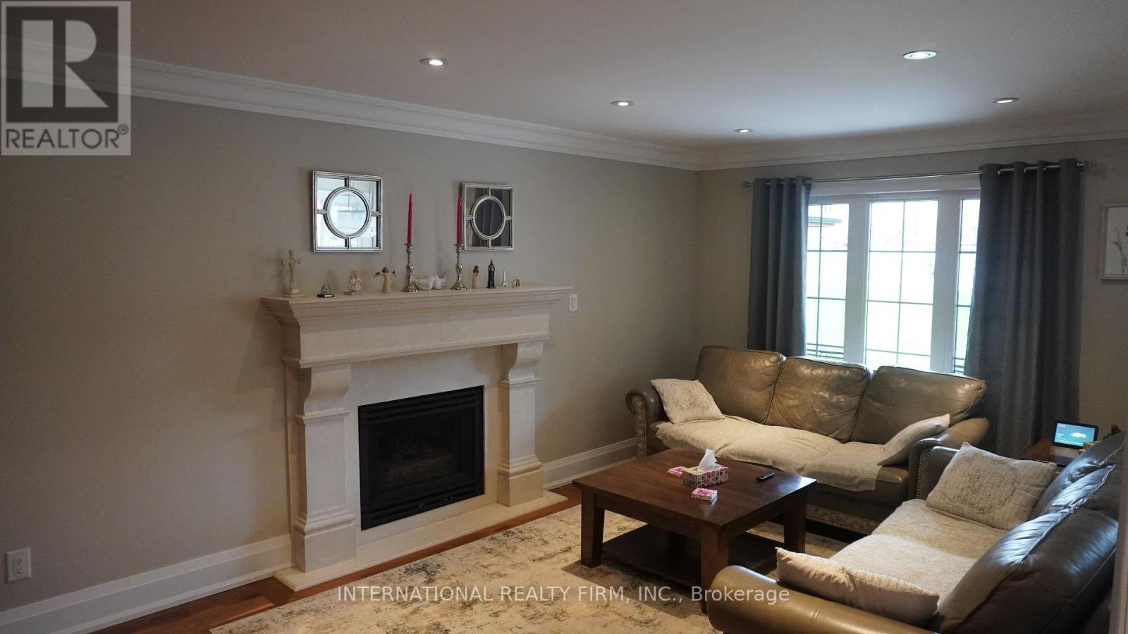 48 Gaetano Court, Vaughan, Ontario  L4H 1E2 - Photo 8 - N12146784