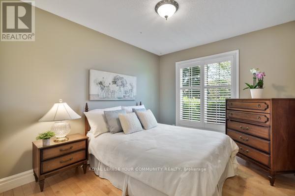 851 Shadrach Drive, Newmarket, Ontario  L3X 2H2 - Photo 24 - N12146796