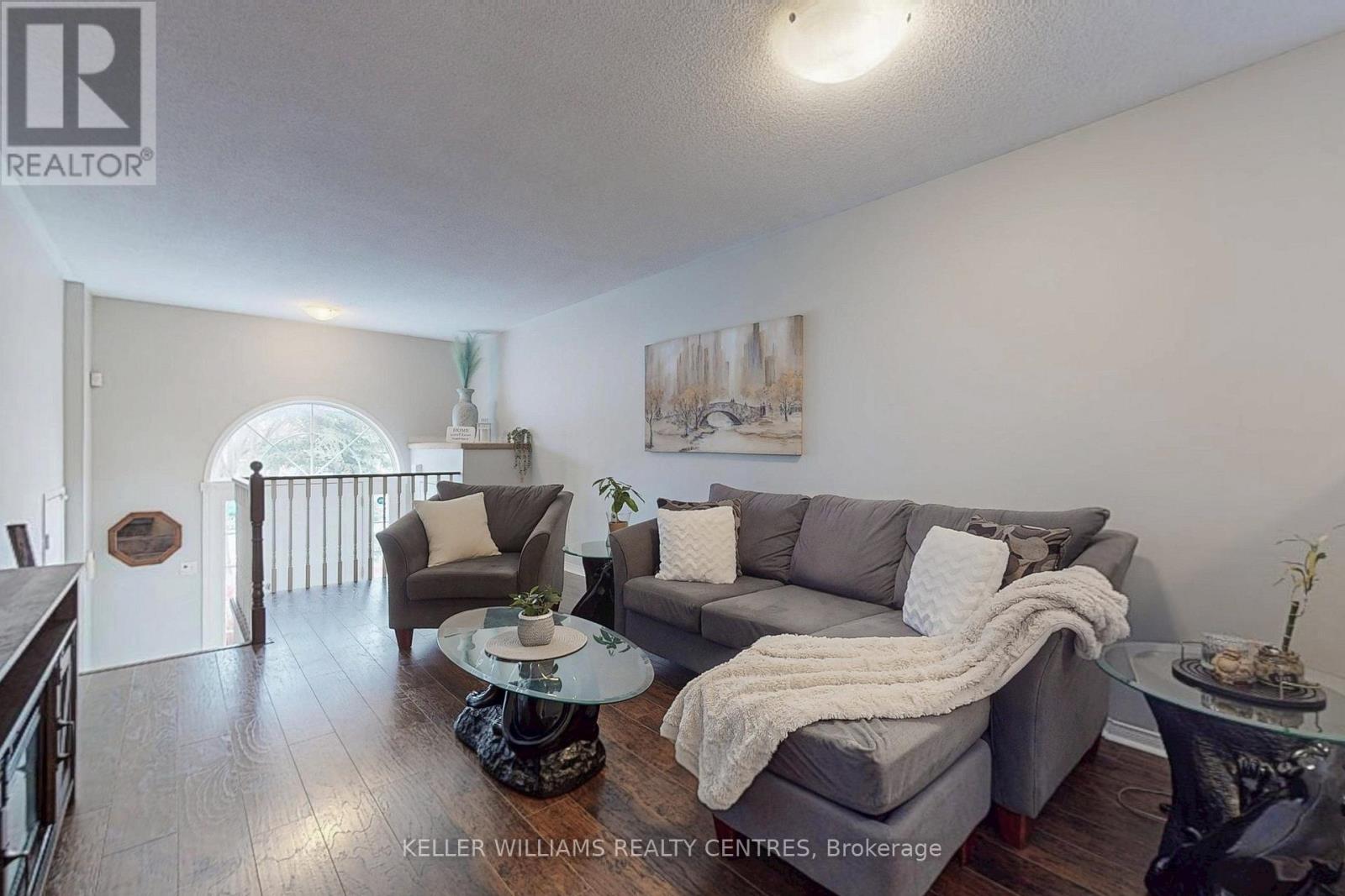 Property at 78 CLEARMEADOW BOULEVARD image 3