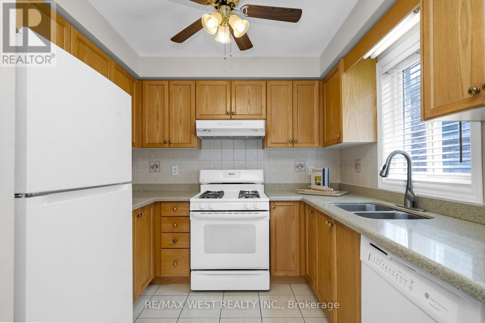 362 Avro Road, Vaughan, Ontario  L6A 3R4 - Photo 12 - N12146811
