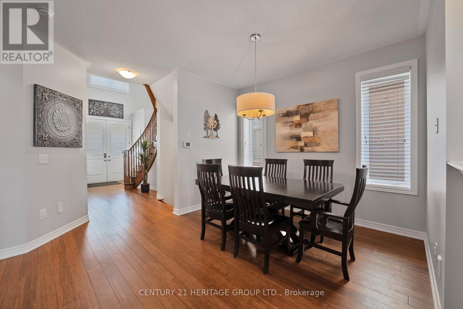 95 Rogers Trail, Bradford West Gwillimbury, Ontario  L3Z 2A5 - Photo 6 - N12146854