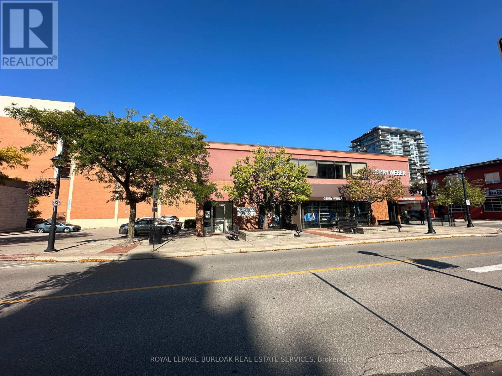 442 Brant Street, Burlington, Ontario  L7S 1G6 - Photo 2 - W7056206