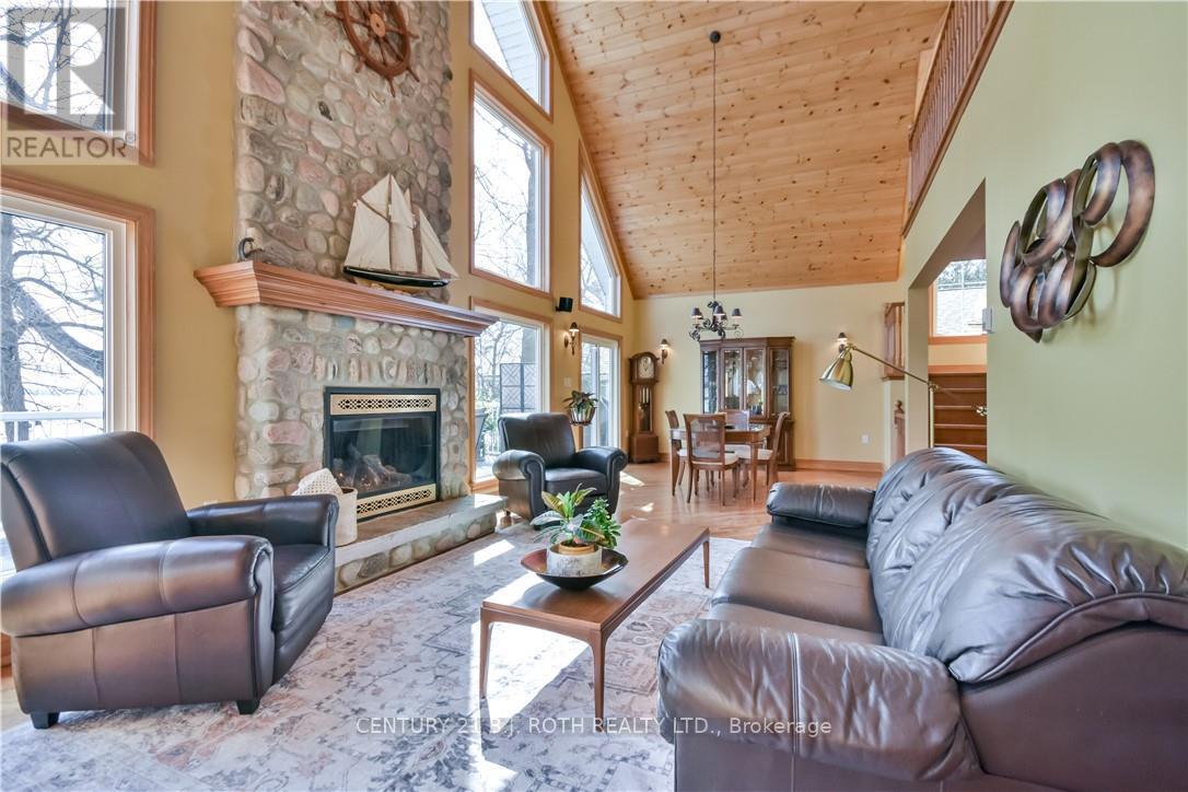 3931 Menoke Beach Road, Severn, Ontario  L3V 0T9 - Photo 12 - S12146717