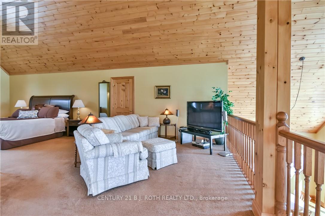 3931 Menoke Beach Road, Severn, Ontario  L3V 0T9 - Photo 27 - S12146717