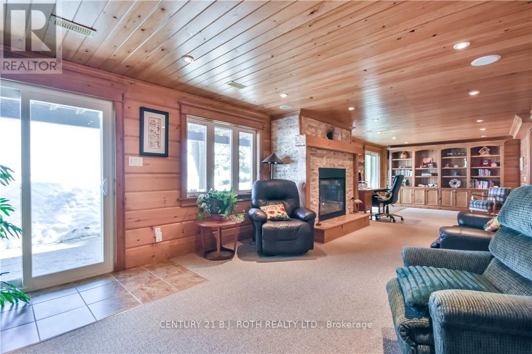 3931 Menoke Beach Road, Severn, Ontario  L3V 0T9 - Photo 33 - S12146717