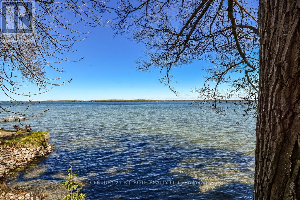 3931 Menoke Beach Road, Severn, Ontario  L3V 0T9 - Photo 50 - S12146717