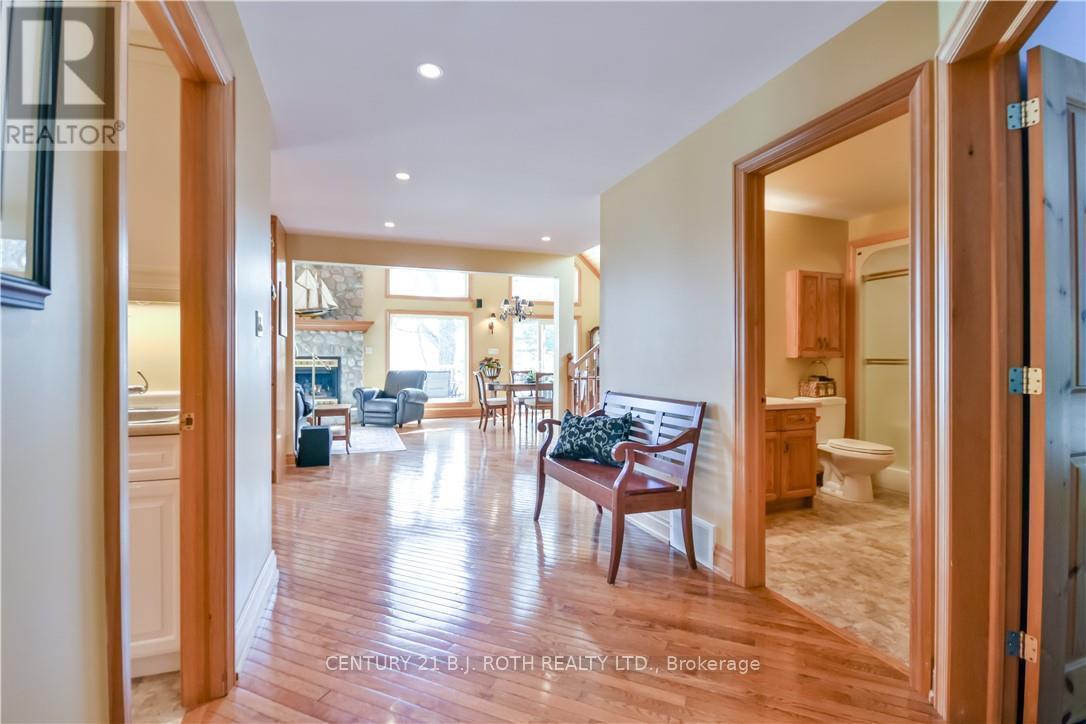 3931 Menoke Beach Road, Severn, Ontario  L3V 0T9 - Photo 8 - S12146717