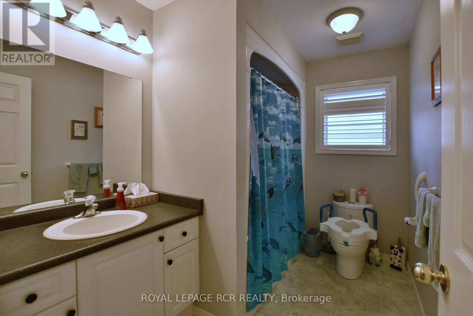 9 Indiana Avenue, Wasaga Beach, Ontario  L0L 2P0 - Photo 14 - S12146740