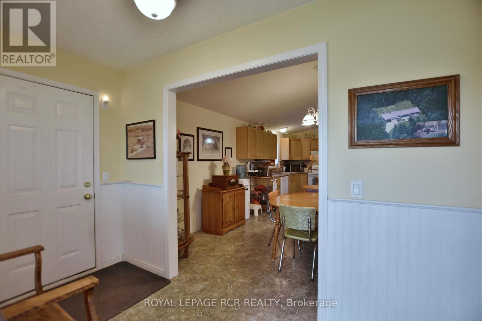 Property at 9 INDIANA AVENUE image 4