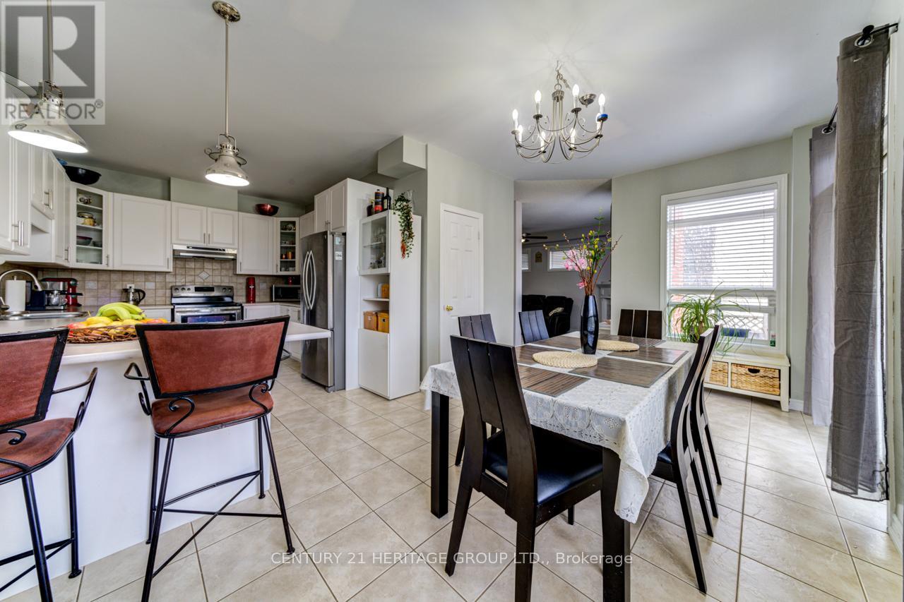 5 Northview Crescent, Barrie, Ontario  L4N 9T3 - Photo 13 - S12146795