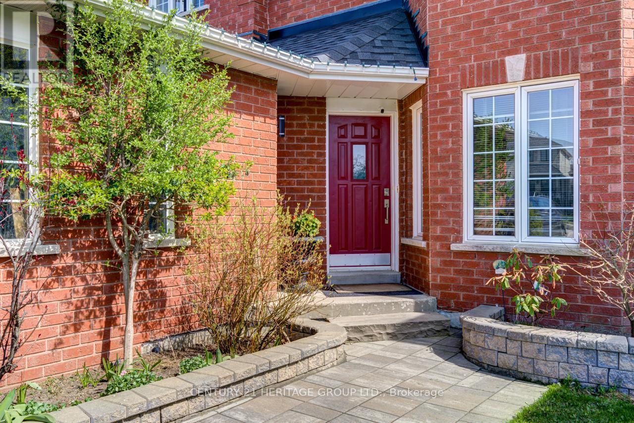 5 Northview Crescent, Barrie, Ontario  L4N 9T3 - Photo 4 - S12146795