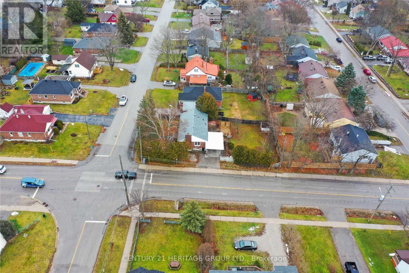 36 Argyle Avenue, Orillia, Ontario  L3V 2V6 - Photo 29 - S12146882