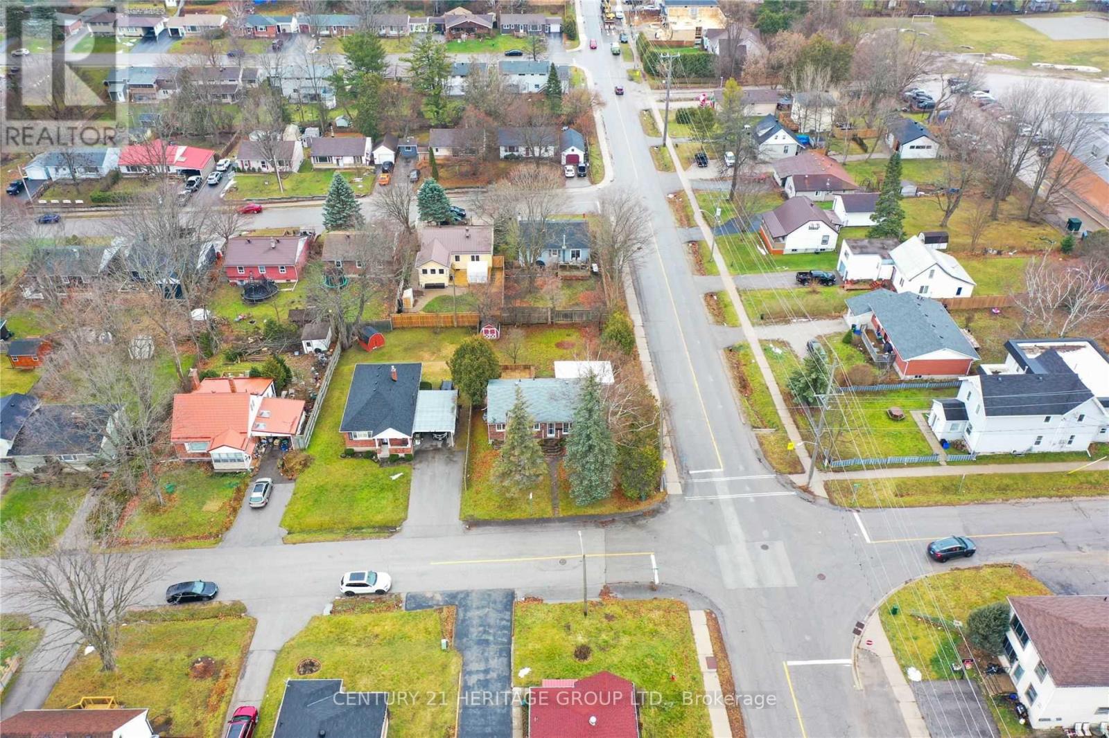 36 Argyle Avenue, Orillia, Ontario  L3V 2V6 - Photo 30 - S12146882