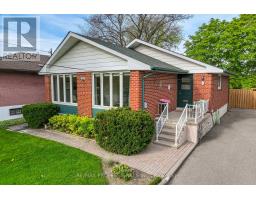 36 TEMPLAR DRIVE, Toronto, Ontario